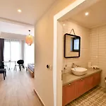 Bliss Loft 4* 페티예