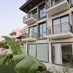 Bliss Loft 4* 페티예
