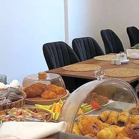 Aparthotel Bliss Loft 4*